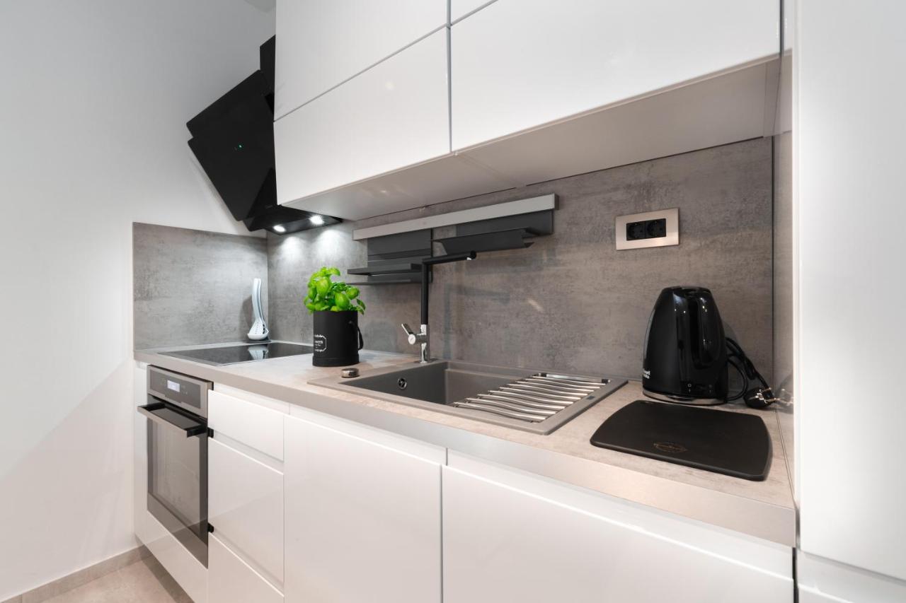 Wish Apartments Zrnovo Экстерьер фото